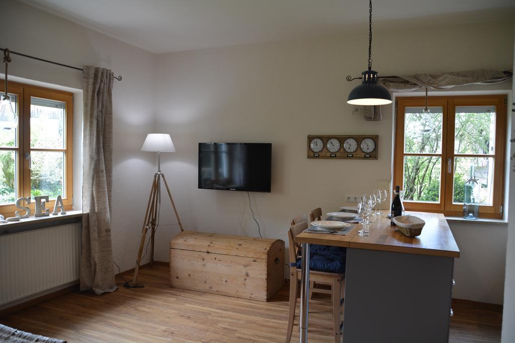 ברנאו אם כימסי Chiemsee Beachhouse Apartment מראה חיצוני תמונה