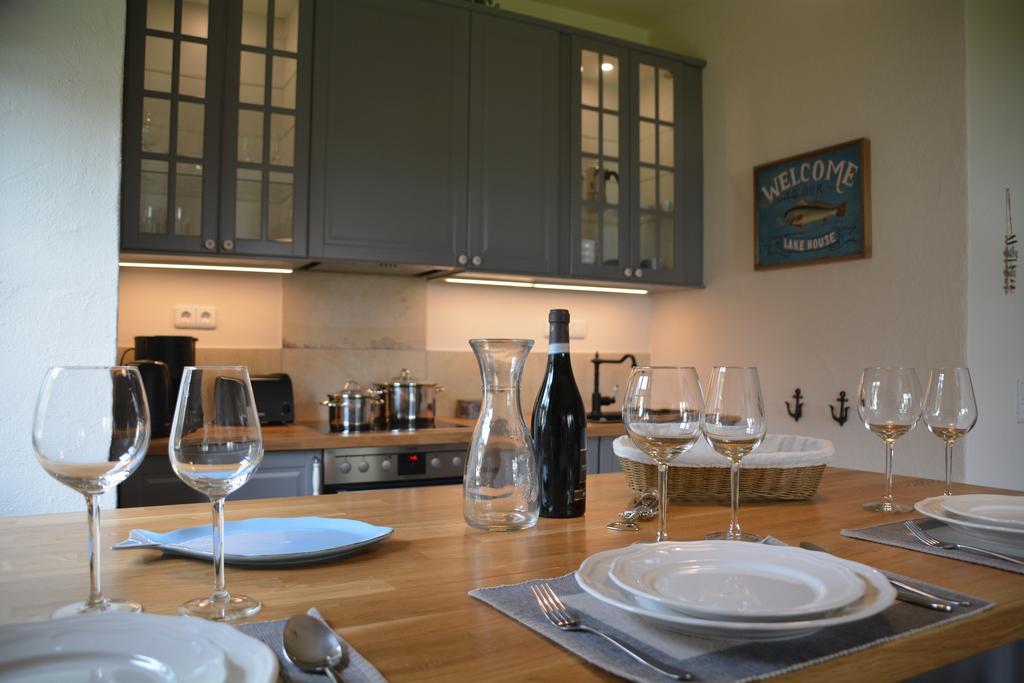 ברנאו אם כימסי Chiemsee Beachhouse Apartment מראה חיצוני תמונה